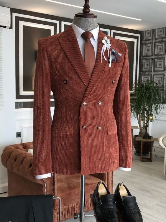 Brick Red Double-Breasted Peak Lapel 2-Piece Suit