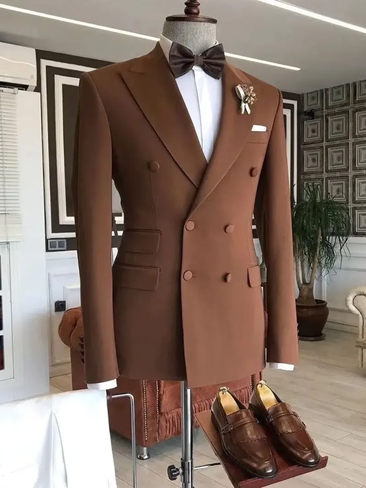 Brown 2 piece Double-breasted Peak Lapel suit