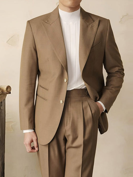 Brown 2 piece single-breasted Peak Lapel suit