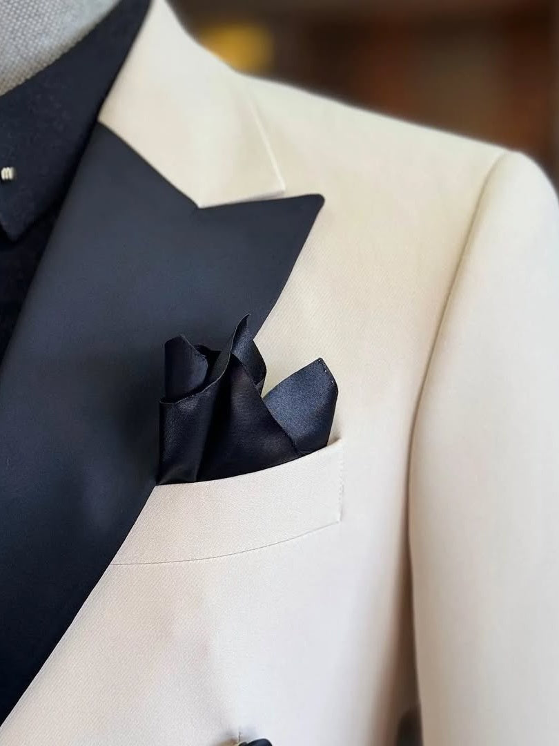 Beige 2-piece Double-breasted Peak Lapel suit