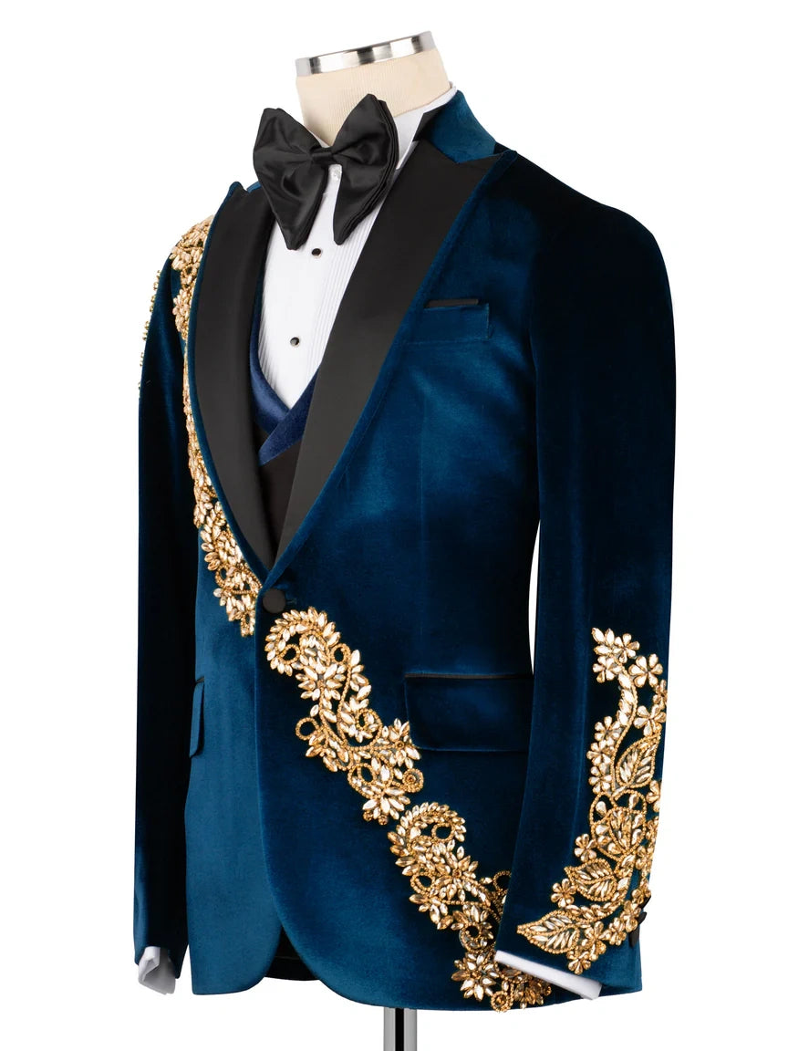 Blue Velvet Peak Lapel Slim Fit Prom Suit