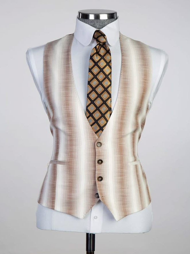 Beige Striped Prom Suit for Men – Elegant 3-Piece Look