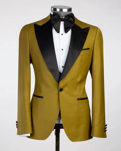 Peak Lapel 3-piece Suit