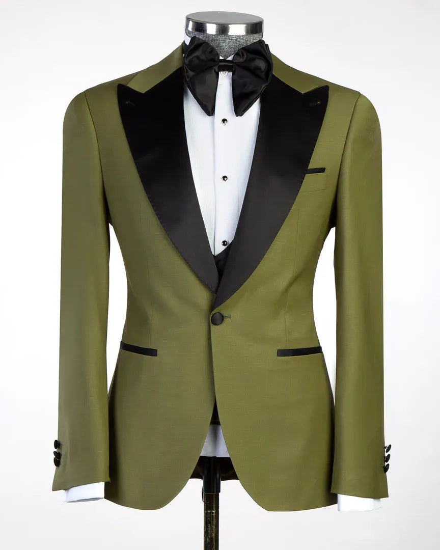 Peak Lapel 3-piece Tuxedo
