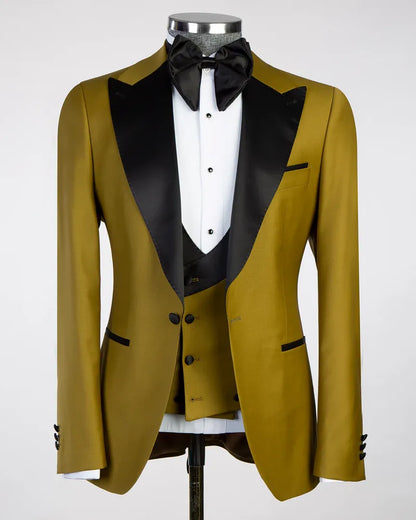 Peak Lapel 3-piece Suit